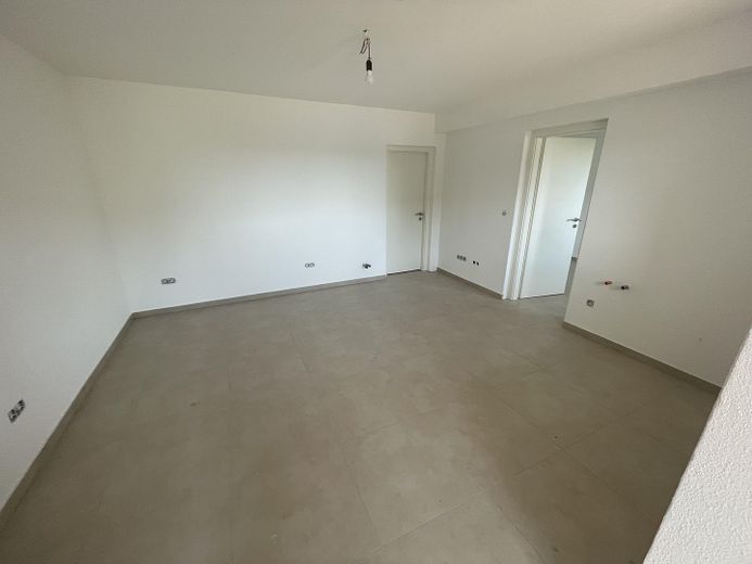 Modernisiertes EFH + ELW | 195 m² | Waldrand | Luxemburg 20 Min | Provisionsfrei – Einliegerwohnung
