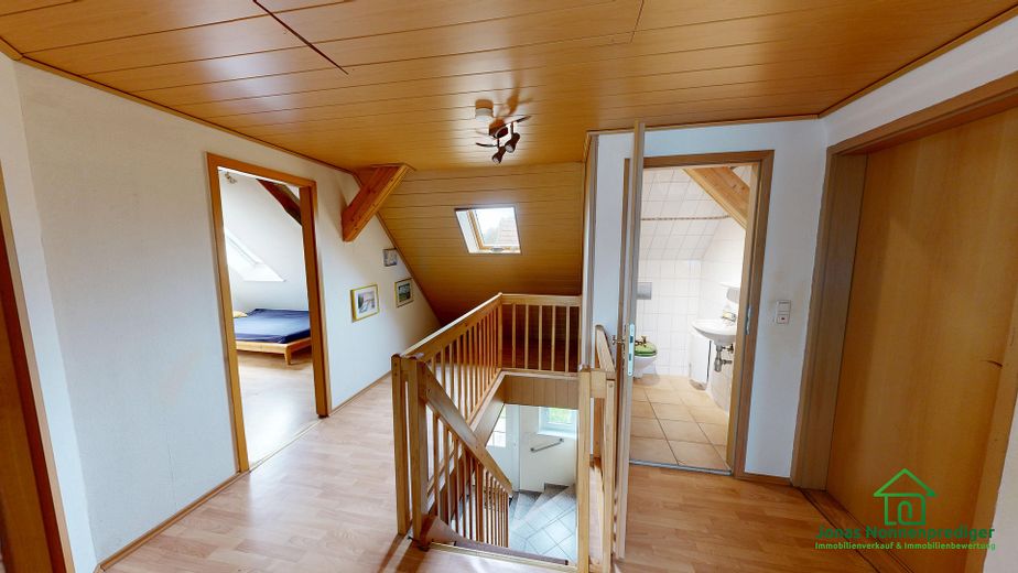 Reihenmittelhaus mit Garage und Garten - für den Käufer provisionsfrei – Foto 19