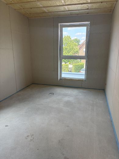 Neubau - hochwertige DHH mit Garten und Garage – Kind 1