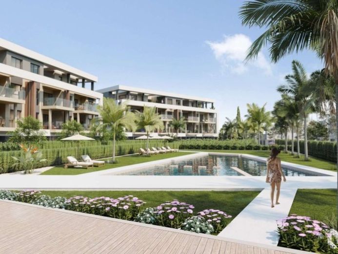 Penthouse mit Blick auf den spektakulärsten künstlichen See Europas – Foto 1