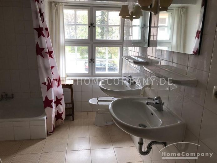 Bellissimo appartamento di 5 locali, arredato, ottime dotazioni. Cortile interno utilizzabile. – 6ed90540a92e2a8b7dedaffed08d2440003334f1.jpg