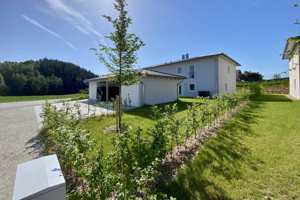 Doppelhaushälfte,KFW 40,Zinsgünstiges KFW Darlehen,PV-Anlage mit Speicher.