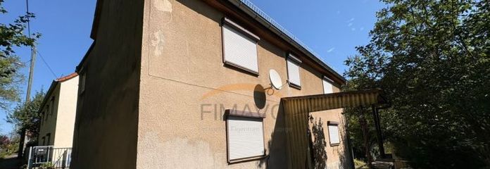 Casa unifamiliare con ampio terreno e potenziale di personalizzazione a Zschaitz-Ottewig