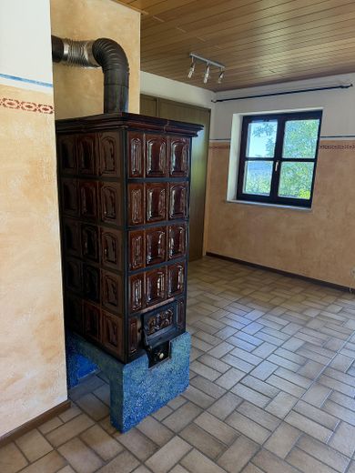 Spaziosa casa unifamiliare con appartamento indipendente e vista panoramica da sogno – Foto 16