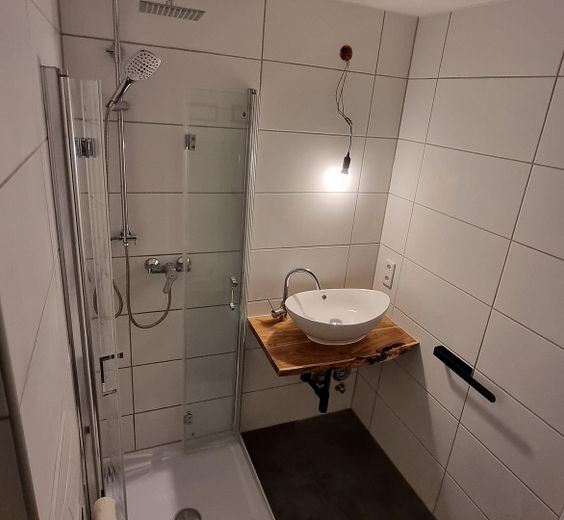 Stylish living above the rooftops of Coburg – modern 1.5-room apartment in Hahnweg – Foto 12