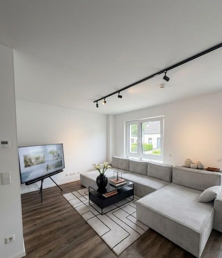 2023 yapımı dubleks · bağımsız ev girişi · balkon · 3 oda · mobilyalı mümkün – Fotoğraf 2