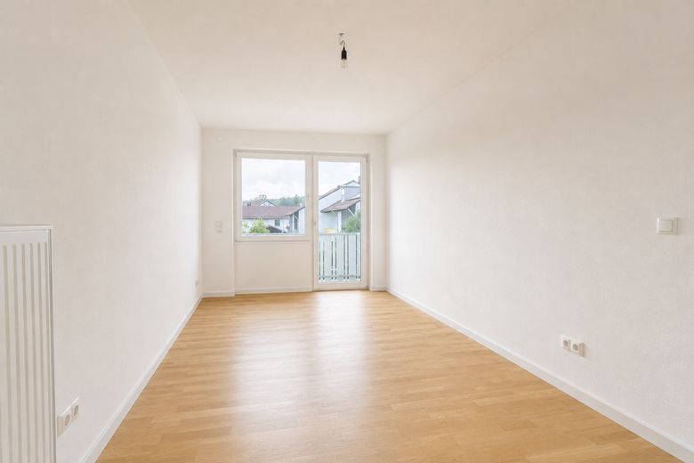 OG Kinderzimmer 1 leer