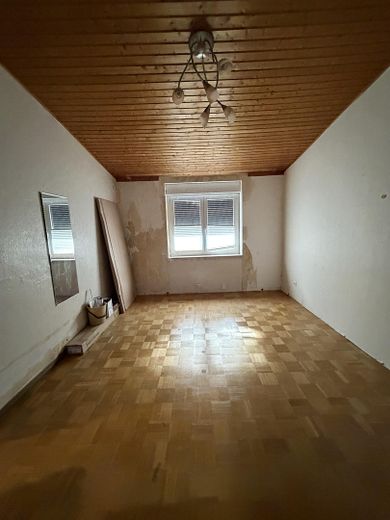 Schlafzimmer renovierungsbed.