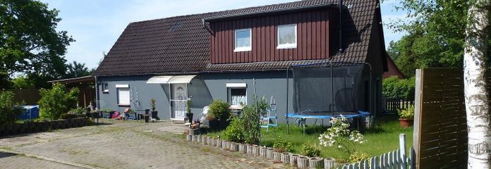 Blick von der Nebenstrasse