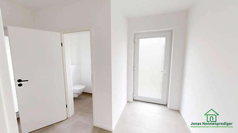 Modernes Reihenhaus mit Garage zum Erstbezug 3-Geschosse – Foto 24