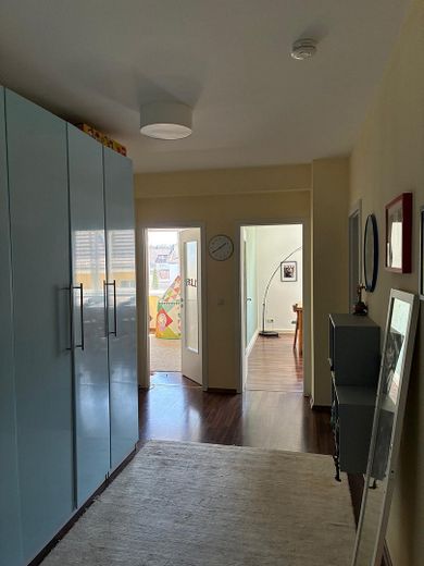 Rüttenscheid, zentrale Lage, 3. OG mit Balkon – Flur