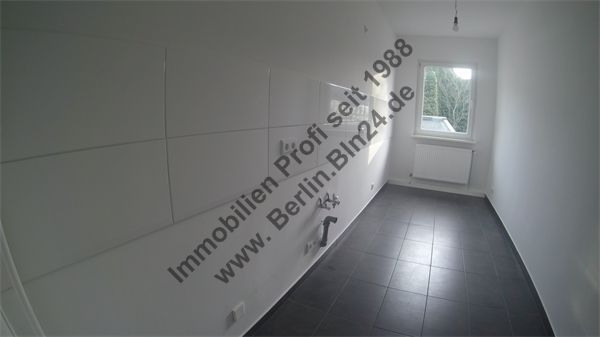 Dachgeschoß+ 3er WG tauglich+ saniert - Mietwohnung – GP --- 30.11.2016 024