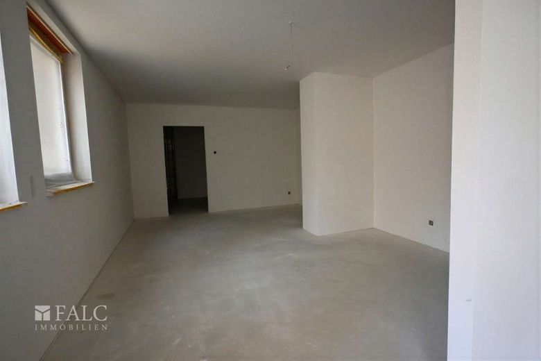 Hausrenovierung: 5x Wohnungen in Vermietung – EG-Apartment: Wohnbereich - (KI generiert)