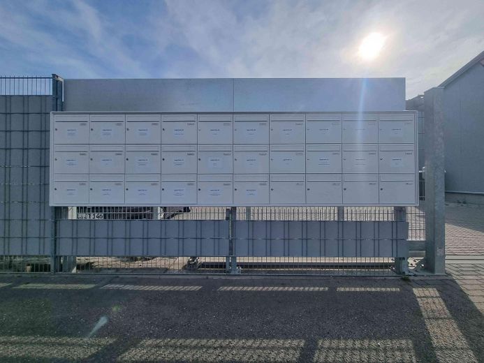 Kompakte Lagerhalle mit 55qm in zentraler Lage zu Vermieten! – Briefkastenanlage pro Lager