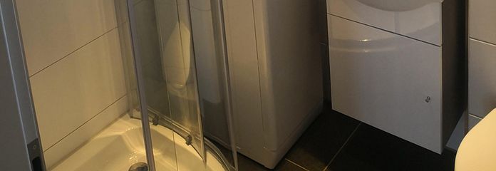 Moderne möblierte 1 Raum Wohnung im Herzen von Meerane