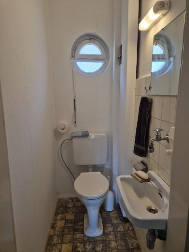 у середньому Рейнгау і водночас зовсім окремо – Gästetoilette