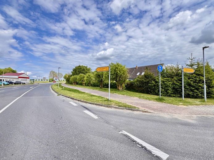 HORN IMMOBILIEN + beliebtes Eiscafé und Restaurant sucht Käufer und Nachfolger in Krackow bei Penkun – Lage