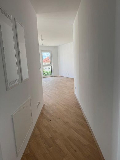 Stylish 1-room loft apartment with panoramic views and fitted kitchen – Flur