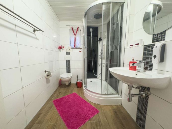 Badezimmer EG
