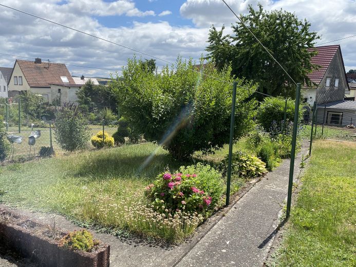Vrijstaande woning met balkon en garage – Foto 49