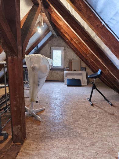 Na sprzedaż uroczy dom jednorodzinny ze stodołą i pomieszczeniami gospodarczymi w sercu 61239 Ober-Mörlen – Photo 20