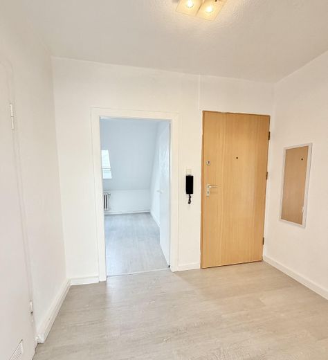 D`Bilk Uni / Top Provisionsfrei ! Super 2 Zimmer Wohnung – Eingang/ Flur