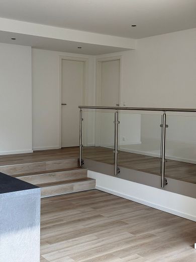 Wonen in het groen en toch dicht bij Dresden – hoogwaardige 3-kamerwoning met terras. – Foto 9