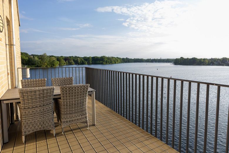 ¡Ubicación, ubicación, ubicación! ¡Apartamento en la Speicherstadt junto al agua! – Ausblick