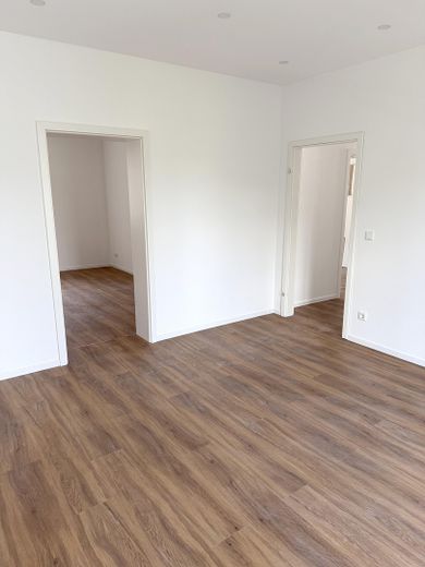 Energetisch sanierte 150 qm Maisonettewohnung, modernisiert und sofort bezugsfertig – Foto 16