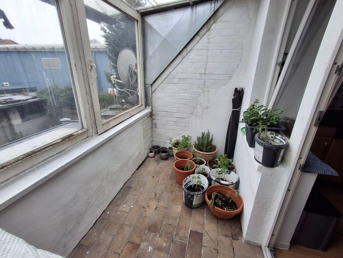 3 Familienhaus zu verkaufen – Balkon 1. OG