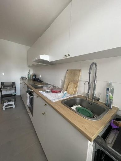Im Herzen von Büderich - in 2024 kernsanierte wunderschöne 2-Zimmerwohnung mit Balkon – Küche aktuell