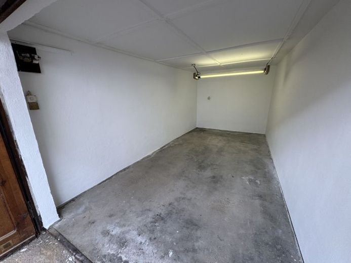 Jetzt Stellplatz sichern – Garage sofort verfügbar! Strom vorhanden! – Foto 1