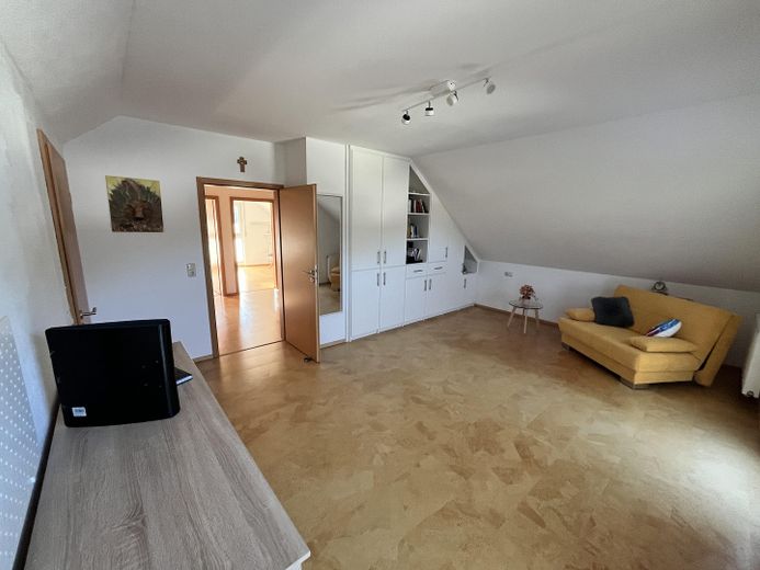 OG großes Zimmer