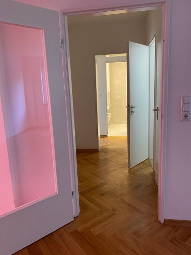 Attraktive 3-Zimmerwohnung mit sonnigem Balkon – Flur