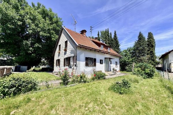 ATTRAKTIVE LAGE MIT ALTBESTAND