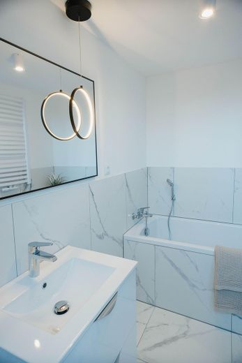 Badezimmer 1.OG