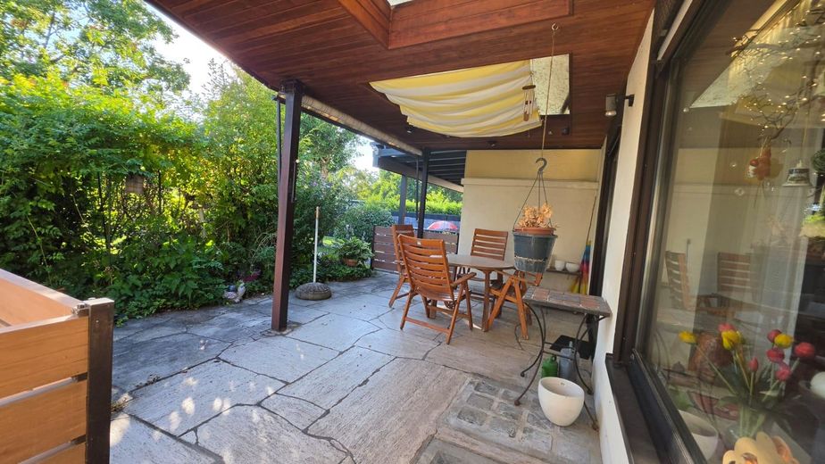 منزل صفّي في موقع متميز بمدينة مانهايم مع العديد من الإمكانيات – Terrasse