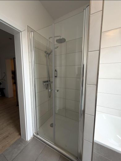 3ZKB Altbaucharme, Stellplatz, Moritzberg – Tageslichtbad