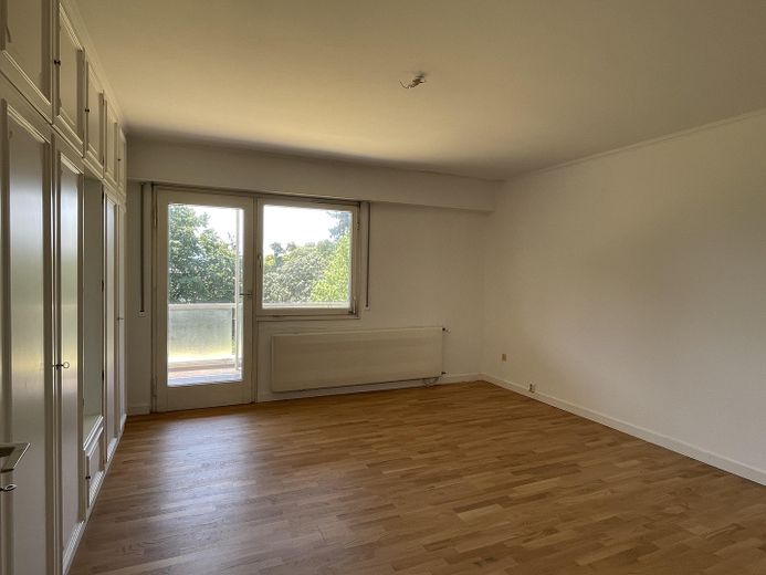 Casa progettata da un architetto a mezza collina – Zimmer 3