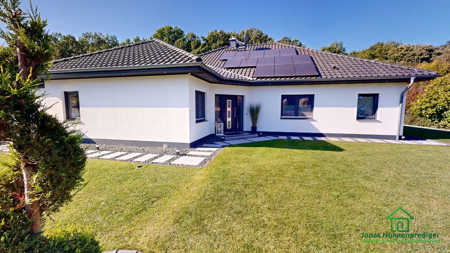 Exklusives modernes Einfamilienhaus mit Garten und Doppelgarage - für den Käufer provisionsfrei – Foto 11