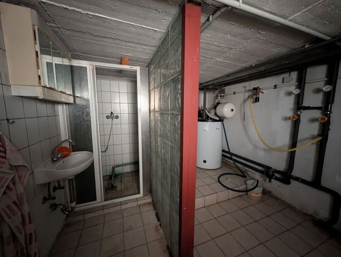 Großes Grundstück in Hüllhorst: Einfamilienhaus mit Potenzial zur Neugestaltung – Bild 13