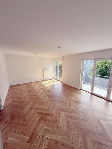 Po prostu się wprowadź – wyremontowane 4-pokojowe mieszkanie z balkonem od strony zachodniej – Wohnen