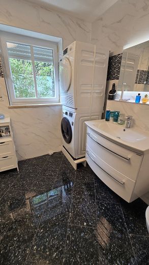 5-room maisonette apartment with whirlpool in Munich – Foto 11