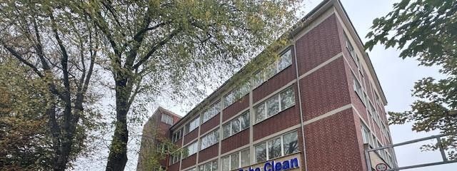 Büro/Lagerflächen 2100 QM/ab 450 qm teilbar Mietkauf spätere Kaufoption ca 50 Parkplätze Top Lage