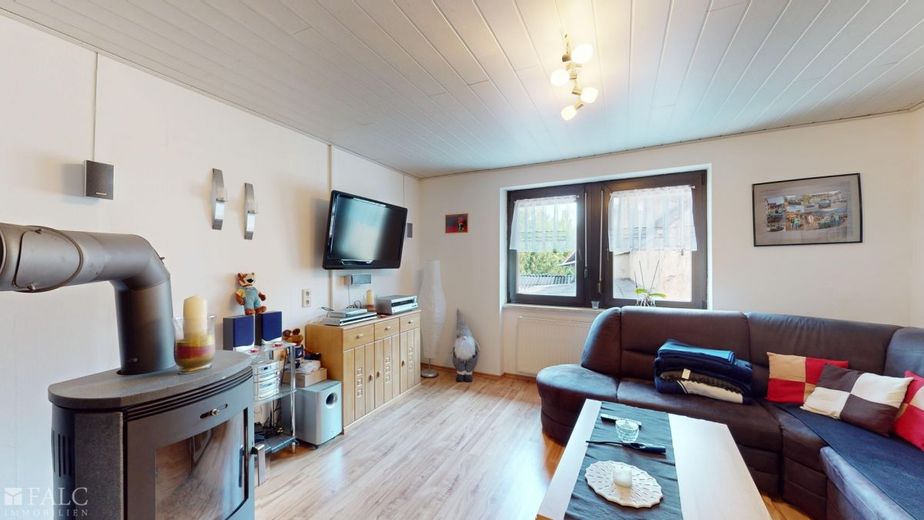 Haus rechts Wohnen