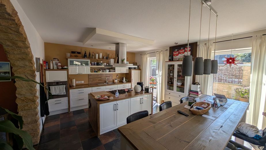 Freistehendes EFH mit Pool, Carport & ca. 1.000 m² Grundstück – provisionsfrei in Vechta – Küche