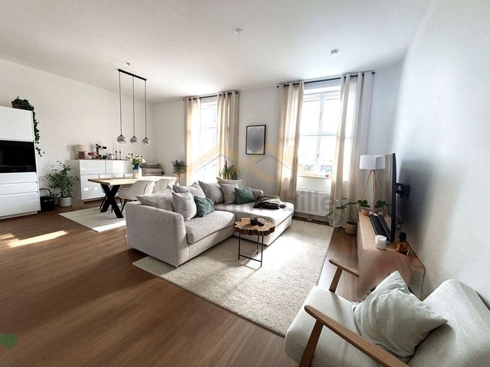 "homeoffice ready" moderne 3-Zimmer Wohnung in Mariental – Wohnzimmer