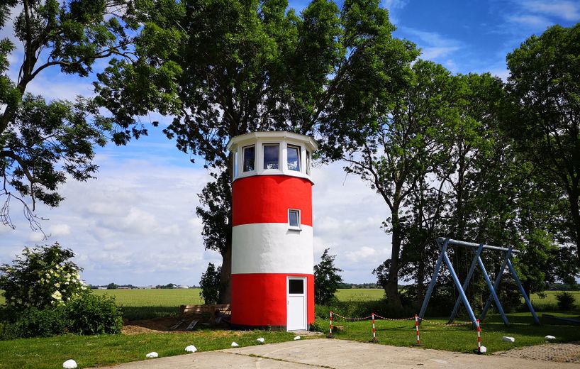 Traumhafter Resthof in absoluter Alleinlage direkt hinterm Eiderdeich mit eigenem Leuchtturm! – Traum vom eigenen Leuchtturm