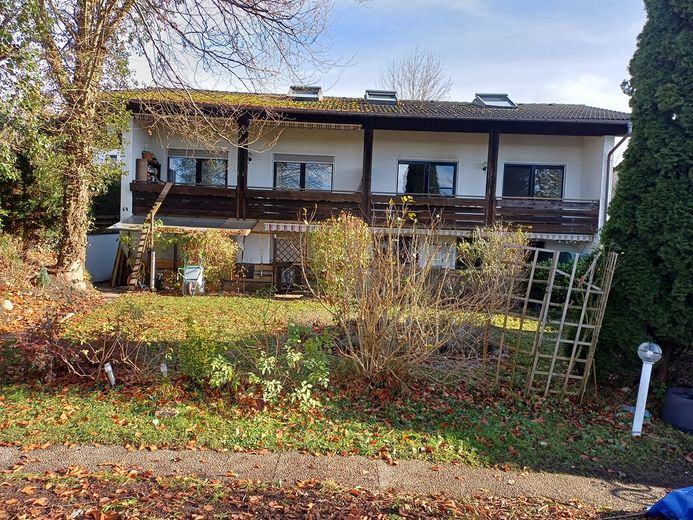 Helle 3 Zimmerwohnung mit Bergblick – Foto 1