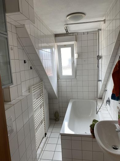 Attic apartment for rent in Cologne-Porz – Foto 3